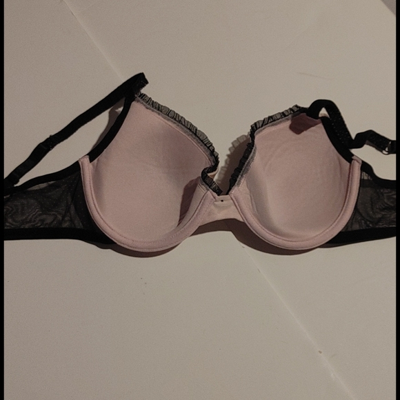Intimates & Sleepwear Size 34d Bra Poshmark